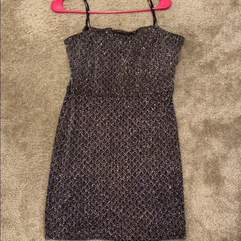 Windsor party dress - Picture 1 of 4